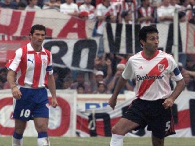 El Mago Capria convirti&oacute; varios goles y fue importante en Uni&oacute;n a pesar del descenso de 2003.