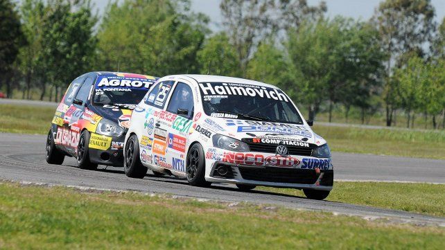 El santafesino Miguel Ciaurro compite en la clase 2 del TN.