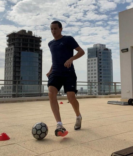 Ferando Zuqui espera por el retorno a los trabajos con Colón, a pesar que deberá volver a Estudiantes.