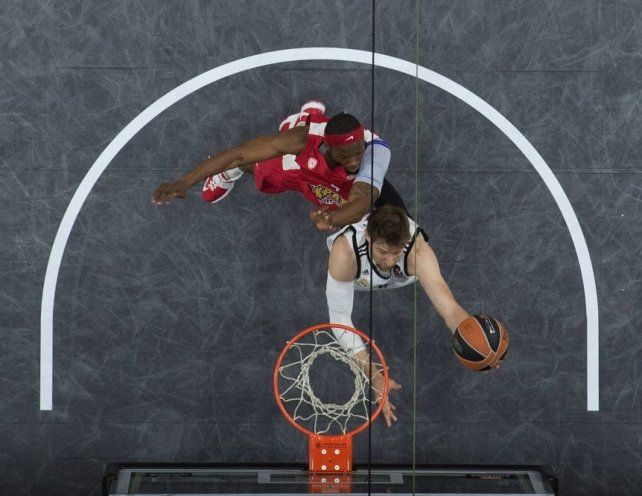 Andr&eacute;s Nocioni fue campe&oacute;n de la Euroliga con el Real Madrid.