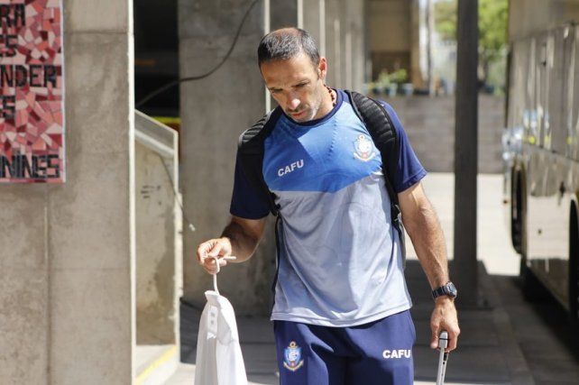 Azconz&aacute;bal ya habr&iacute;a llegado a un acuerdo con Antofagasta para rescindir su contrato y llegar a Uni&oacute;n.