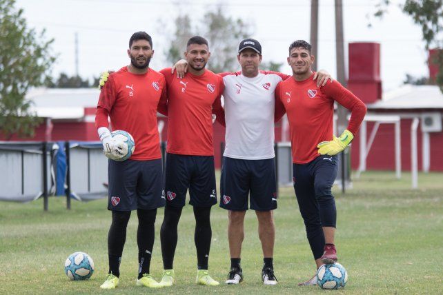 Leo Díaz, entrenador de arqueros en Independiente, habló de Colón y fue crítico con Vignatti.