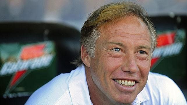 Roberto Sensini se encuentra a la espera de una chance para volver a dirigir.