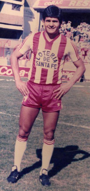 Ricardo Altamirano, de penal, le dio el segundo festejo a Uni&oacute;n ante Col&oacute;n en la final de ida en el Brigadier L&oacute;pez.