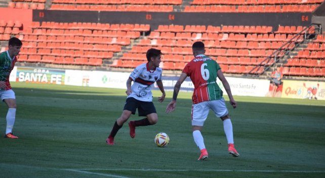 Tom&aacute;s Moschi&oacute;n ser&iacute;a considerado por Eduardo Dom&iacute;nguez en su nueva etapa en Col&oacute;n.