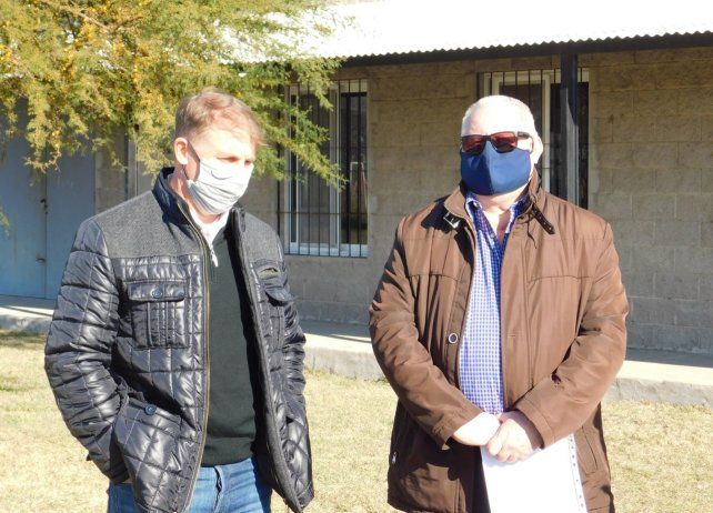 El presidente de la Asociaci&oacute;n Santafesina de Hockey, Patricio L&oacute;pez, recibi&oacute; al funcionario del municipio.