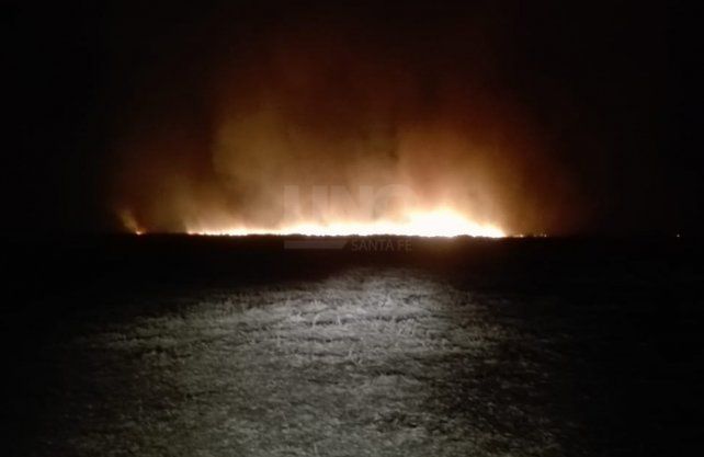 Quema de pastizales en Santa Fe