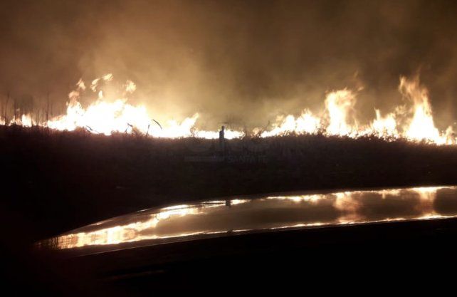 Quema de pastizales en Santa Fe
