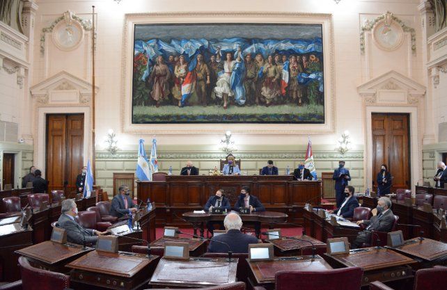 El recinto de la C&aacute;mara de Diputados fue el escenario donde se desarroll&oacute; la sesi&oacute;n semipresencial donde se suspendi&oacute; al fiscal adjunto de Rosario, Ponce Asahad.