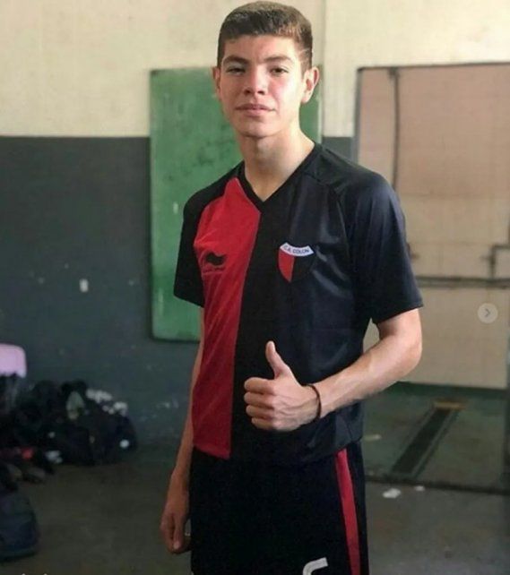 Leandro Quiroz, uno de los juveniles de Col&oacute;n que arrancar&aacute; los trabajos por decisi&oacute;n de Eduado Dom&iacute;nguez.