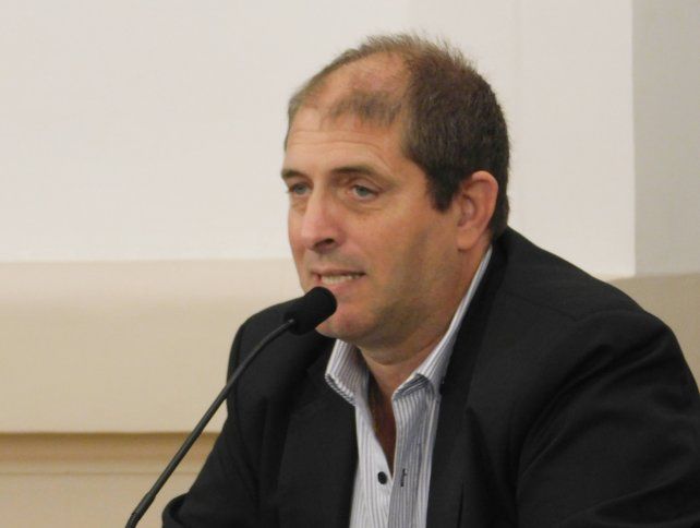 Algunas ligas planifican para jugar en el verano dijo Lanzaro.