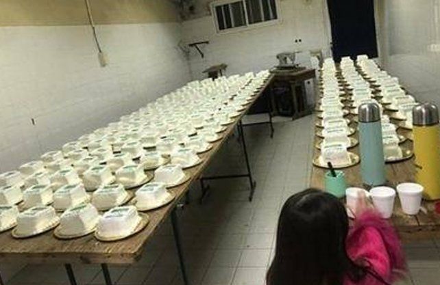 Susana festejó sus 139 años y etregó 500 tortas, una a cada familia del pueblo