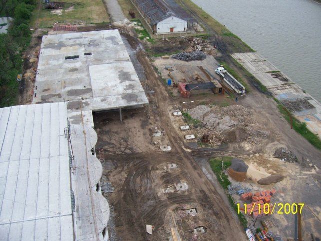 Otra foto desde arriba del espacio que estaba abandonado. 