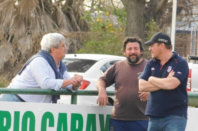 Junto a sus colaboradores Gustavo Stieffel y Toi Codoni en el staff 2019.