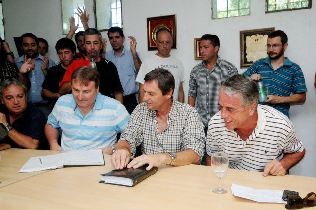 V&iacute;ctor Godano y Lalo Vega estar&iacute;an evaluando la chance de volver a presentarse en las pr&oacute;ximas elecciones de Col&oacute;n.