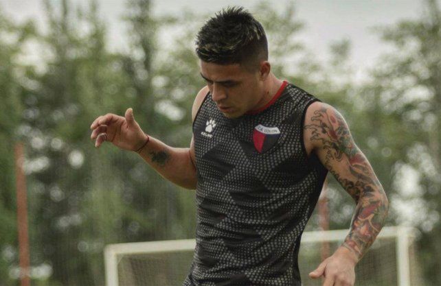 El delantero Brian Fernández ya está listo para volver en Colón y lo dio a entender con un video en las redes sociales.