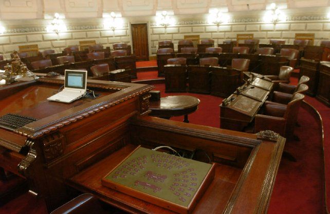 En Diputados se detectaron dos casos de Covid-19 y se limitaron las actividades.