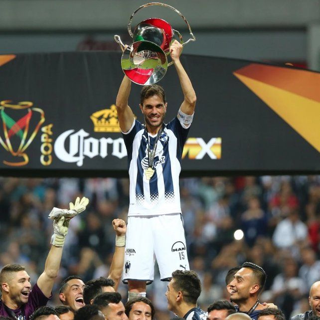 José Basanta anunció su retiro del fútbol