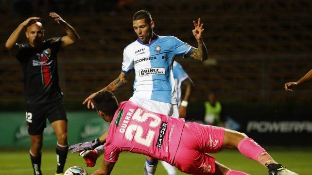 Nicol&aacute;s Pe&ntilde;ailillo no jug&oacute; en Antofagasta y su destino estar&iacute;a en Uni&oacute;n, donde es clave para Azconz&aacute;bal.