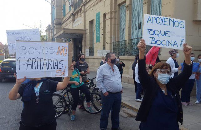 Reclamos trabajadores Cullen.