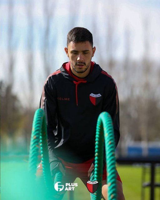 Tomás Sandoval es uno de los jugadores con los cuales probó Eduardo Domínguez para el equipo titular de Colón.