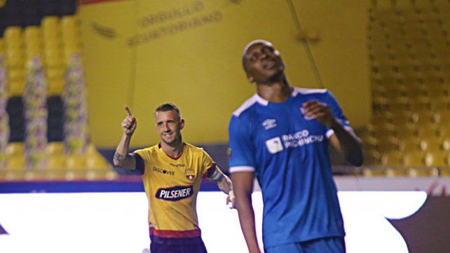 Dami&aacute;n D&iacute;az, exjugador de Col&oacute;n, convirti&oacute; un golazo en la victoria de Barcelona.