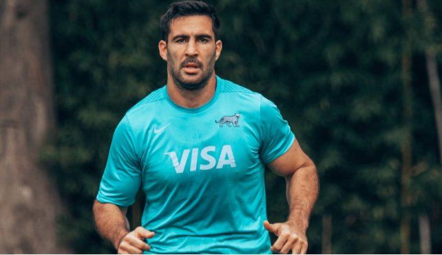 El back rosarino Jer&oacute;nimo De la Fuente ser&aacute; de uno de los integrantes de Los Pumas que viajar&aacute; a Uruguay.