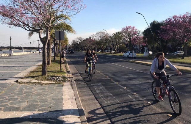 Coronavirus y primavera. As&iacute; luci&oacute; la Costanera santafesina