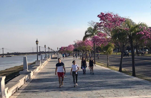 Coronavirus y primavera. As&iacute; luci&oacute; la Costanera santafesina