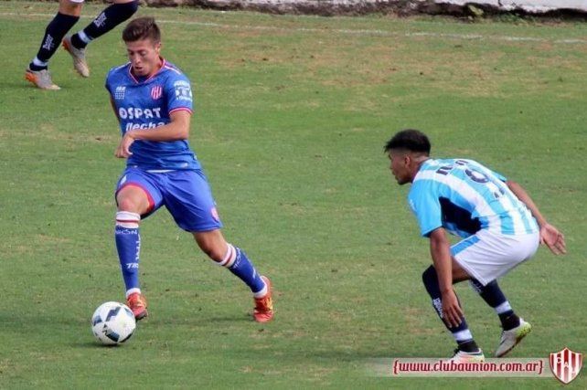 Federico Vera se gan&oacute; la confianza de Juan Azconz&aacute;bal para la nueva etapa que se inici&oacute; en Uni&oacute;n.