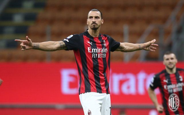 El sueco Zlatan Ibrahimovic padece coronavirus y se perder&aacute; tres partidos con el Milan de <a href=