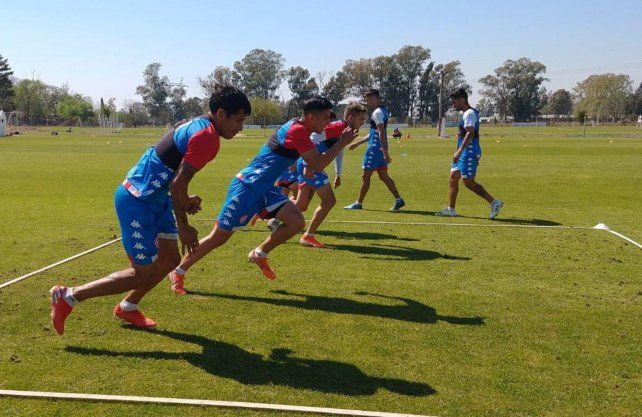 Uni&oacute;n dej&oacute; atr&aacute;s el amistoso ante Newell's y ahora piensa en Rosario Central. Foto: Prensa Uni&oacute;n