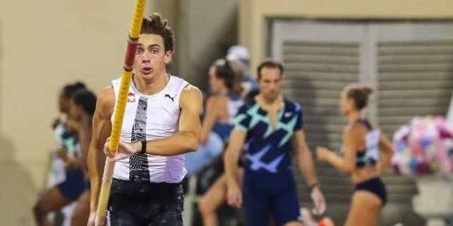 Armand Duplantis se quedó con la 9ª etapa de la Liga de Diamante de atletismo en Doha