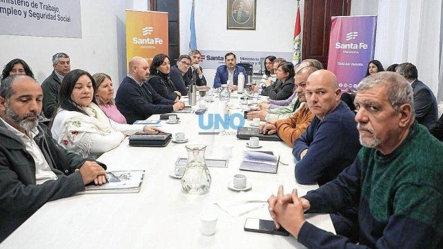 Paritaria docente en la sede del Ministerio de Trabajo