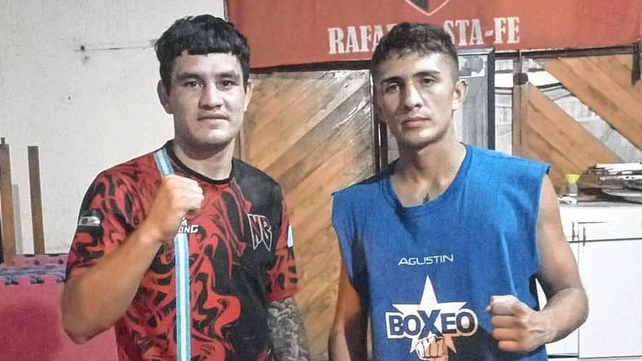 El santafesino Agust&iacute;n Franco (derecha) logr&oacute; vencer por puntos al local Metralleta Morlachi.