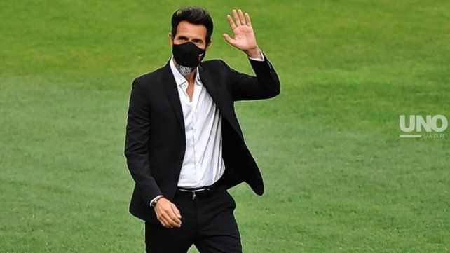 Eduardo Domínguez comienza a planear el partido del viernes cuando Colón visitante a Central Córdoba