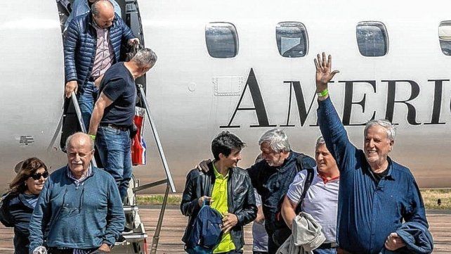 El chárter de Colón será para 55 personas para viajar hacia San Juan en busca del pase a la final frente a Independiente. Foto: prensa Colón