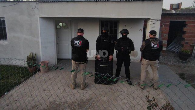 Aprehendieron a diez vendedores de drogas en San Justo en una redada de la PDI por Microtráfico