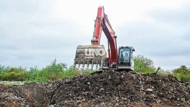 San José del Rincón: iniciaron las tareas de limpieza del basural y los ...