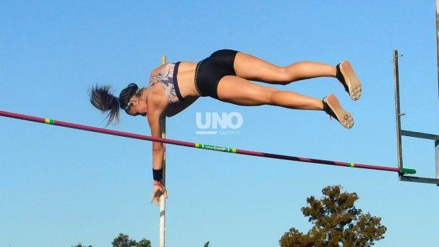En los 200m femenino se impuso la entrerriana Gisela Hernández en representación del Club Estudiantes de Paraná.