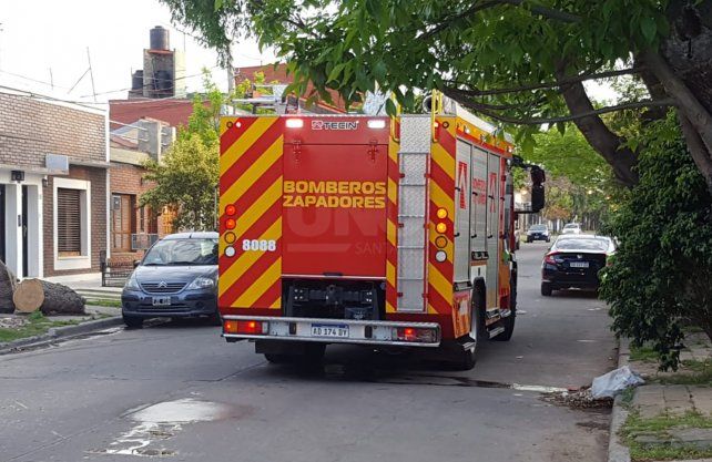 Los bomberos trabajaron en el lugar.