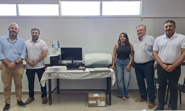 El Senador Michlig encabezó un acto de fortalecimiento del sistema de salud y de la red vial departamental