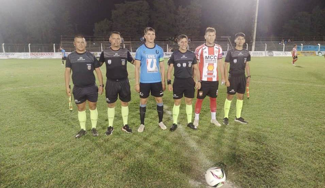  Colón de San Justo le ganó a la UNL por los octavos de final con dos goles de Exequiel Gómez.