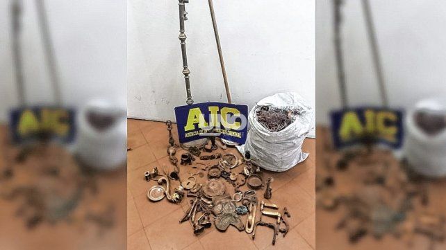 En un operativo conjunto entre el Ministerio de Seguridad y el municipio local, secuestraron 80 kilos de piezas de bronce y cobre robadas.