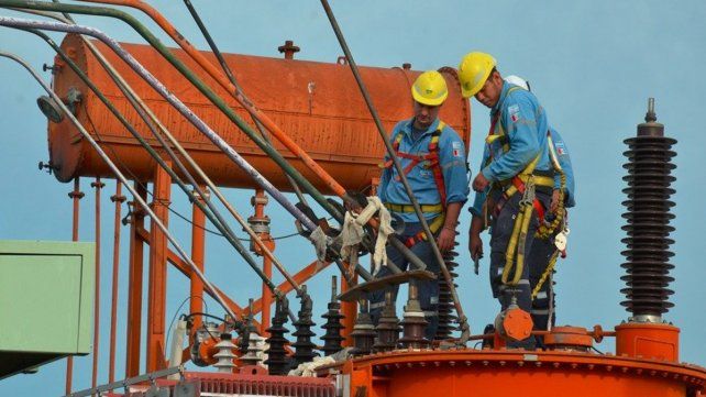 La EPE tiene 151 trabajadores aislados y advierte de "eventuales retrasos en la atenci&oacute;n de reclamos"
