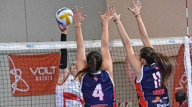 En la sexta fecha de la Liga Nacional Femenina, Unión superó a Uni de Córdoba por 3 a 0.