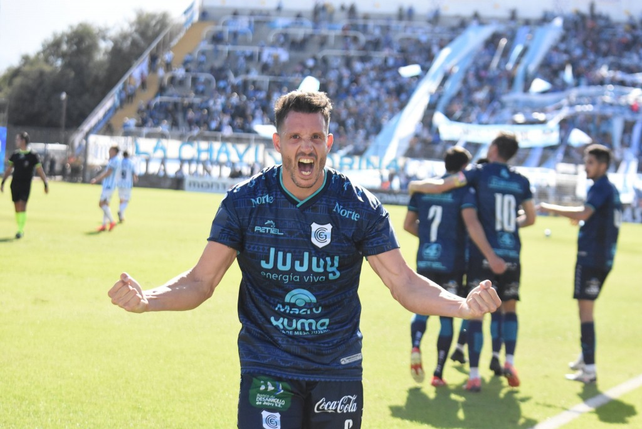 El defensor de Gimnasia (J) palpit&oacute; el partido ante Col&oacute;n.