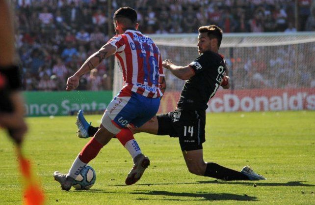 Col&oacute;n y Uni&oacute;n no jugar&aacute;n en la primera fase del torneo del f&uacute;tbol argentino que comenzar&aacute; el 23 de octubre.