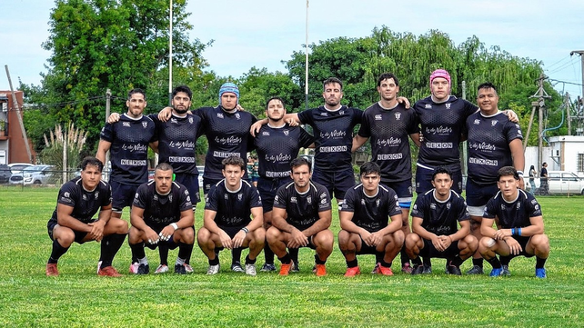 En su predio de barrio Las Delicias, Universitario de Santa Fe recibi&oacute; a Ceibos de Uruguay.