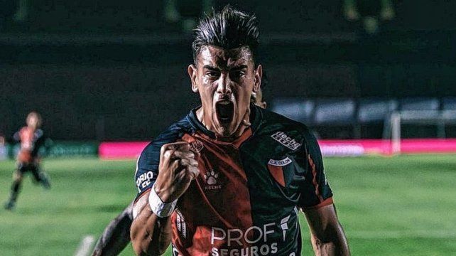 Alexis Castro habló del futuro pero no evitó rememorar el tercer gol de Colón, propiedad suya, en la final con Racing.